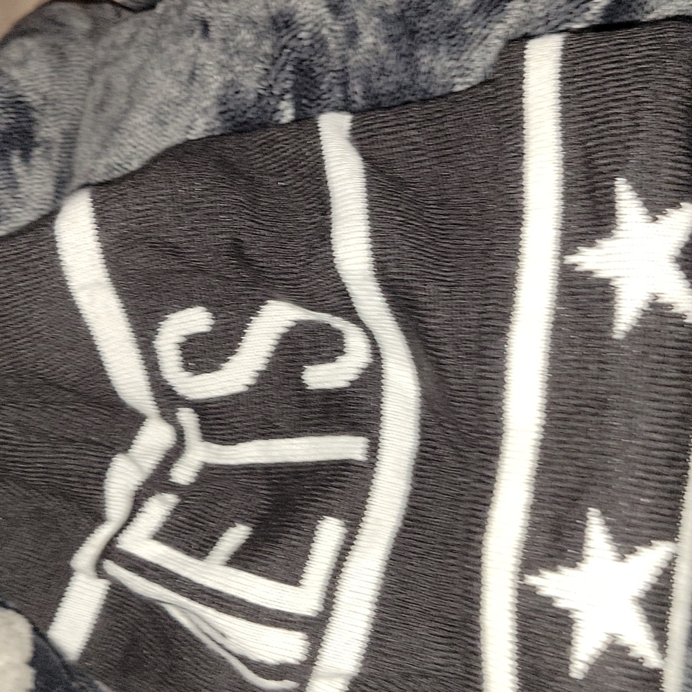 Mens NY NETS beanie - Picture 7 of 7